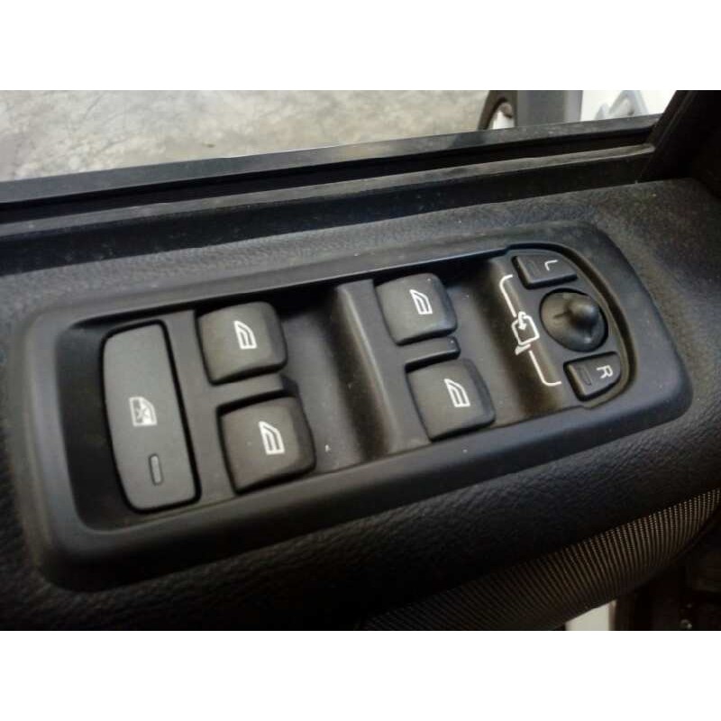 Recambio de mando elevalunas delantero izquierdo para land rover discovery 4 tdv6 se referencia OEM IAM   