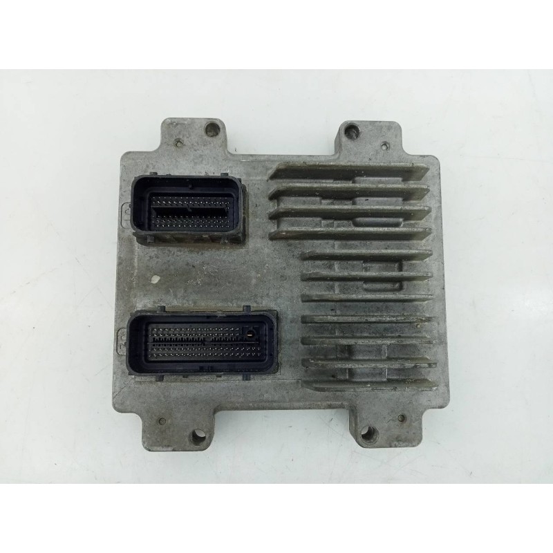 Recambio de centralita motor uce para opel corsa e selective referencia OEM IAM 12679197  