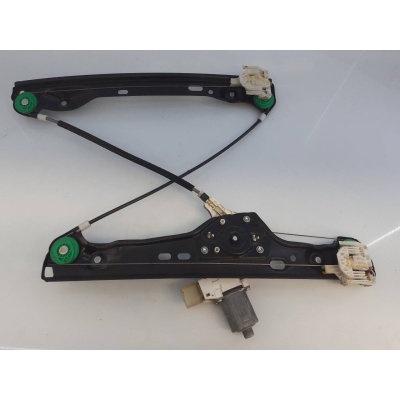 Recambio de elevalunas delantero izquierdo para bmw serie 3 touring (e91) 320i referencia OEM IAM 7060265  