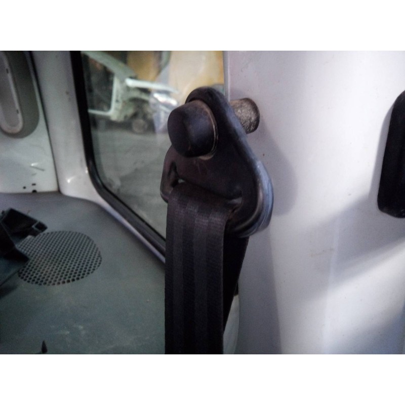 Recambio de cinturon seguridad trasero izquierdo para renault kangoo expression referencia OEM IAM   