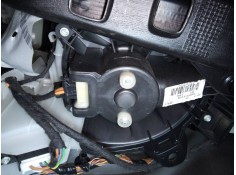 Recambio de ventilador calefaccion para opel corsa e selective referencia OEM IAM 13335075  