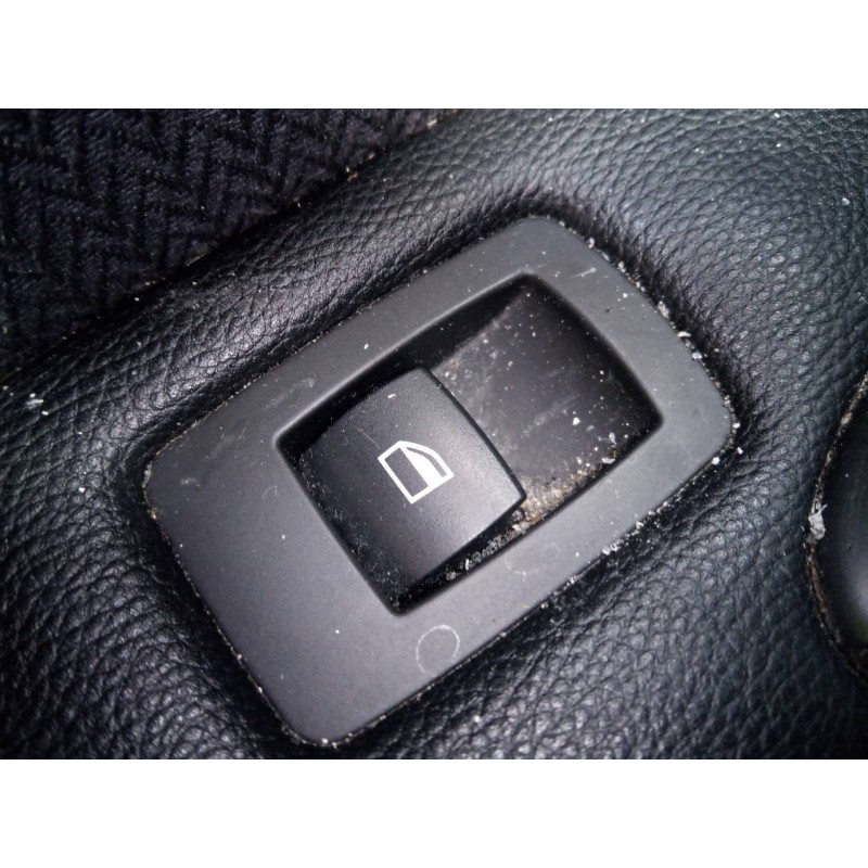 Recambio de mando elevalunas trasero izquierdo para bmw serie 3 berlina (e90) 320d referencia OEM IAM   