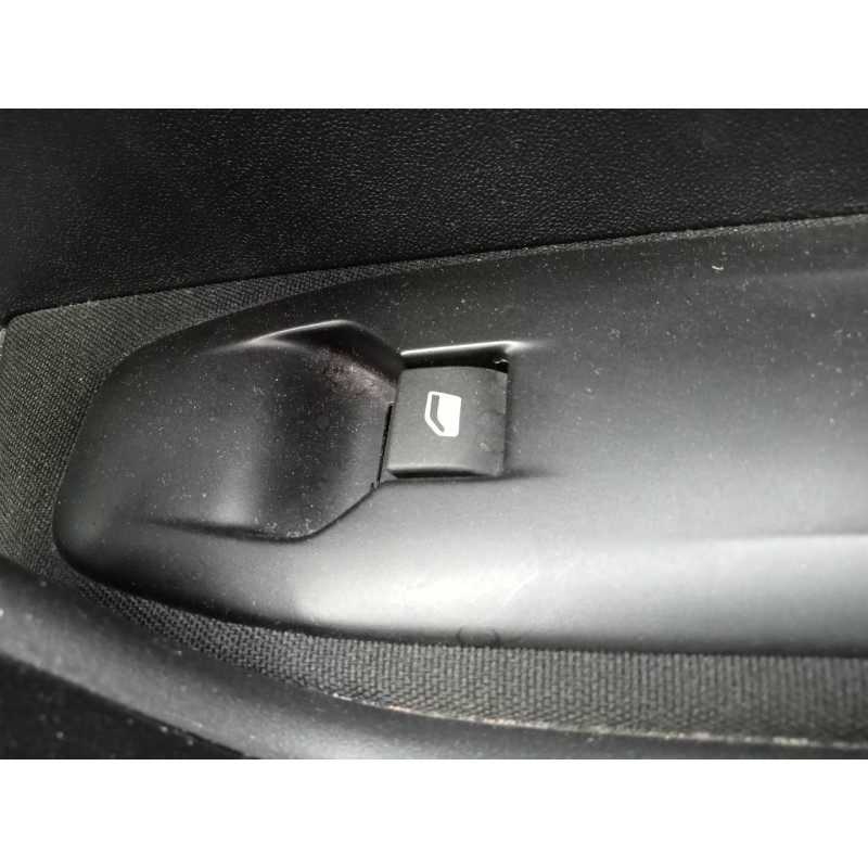 Recambio de mando elevalunas delantero derecho para peugeot 208 active referencia OEM IAM   