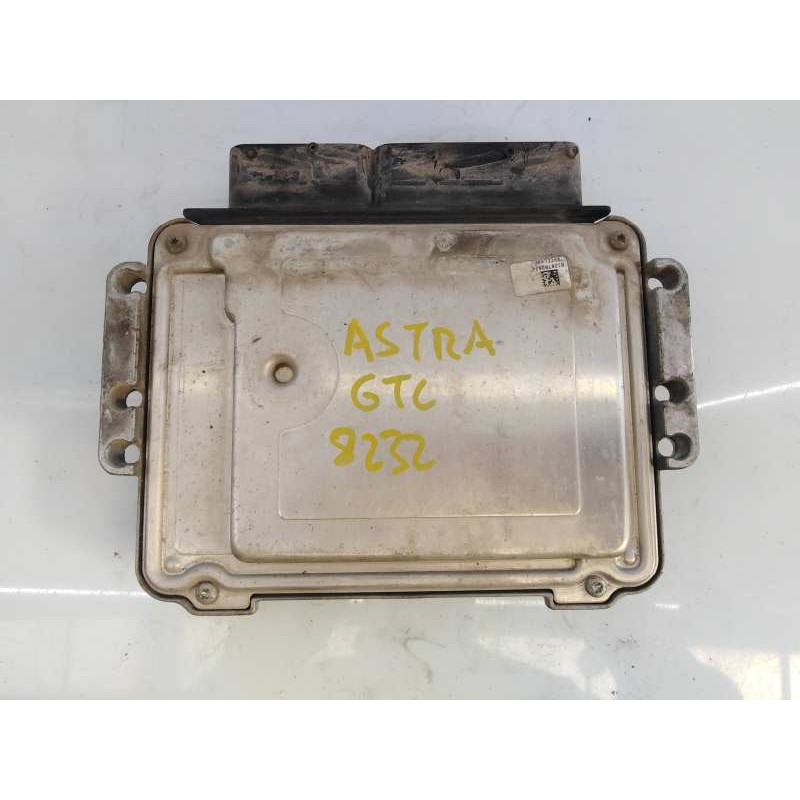 Recambio de centralita motor uce para opel astra gtc sport referencia OEM IAM 0281012694 55560810 