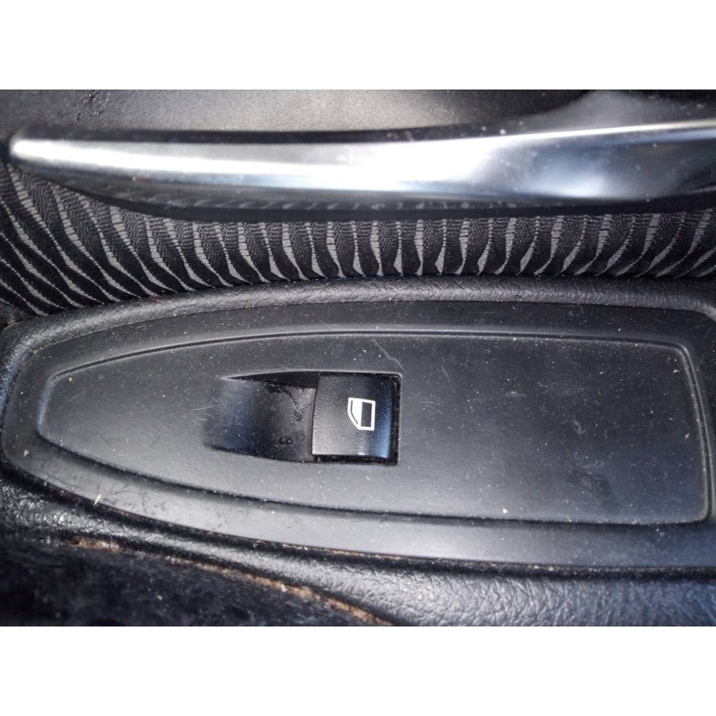 Recambio de mando elevalunas delantero derecho para bmw serie 3 lim. (f30) 316d referencia OEM IAM   