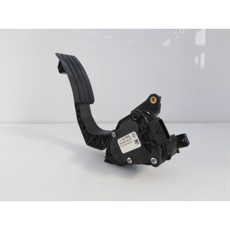 Recambio de pedal acelerador para dacia duster ambiance 4x2 referencia OEM IAM 180022703R 6PV00997803 