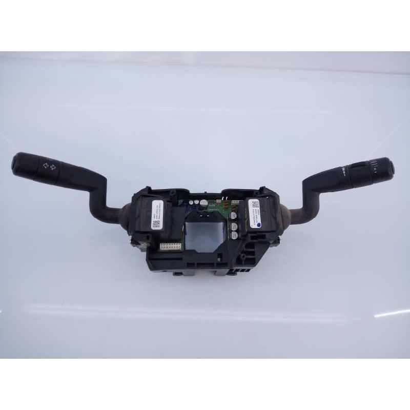 Recambio de mando limpia para land rover freelander (lr2) td4 e referencia OEM IAM 6G9N3F973HA 07DEC270162AACH 