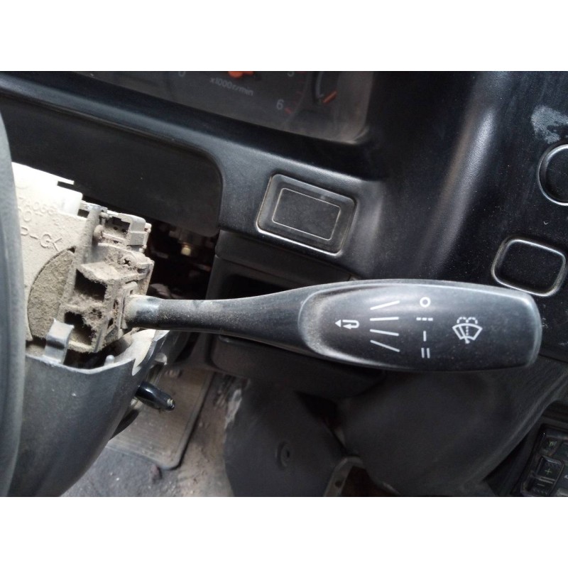 Recambio de mando limpia para mitsubishi l 200 (k6/7) 2500 td glx (4-ptas.) referencia OEM IAM   