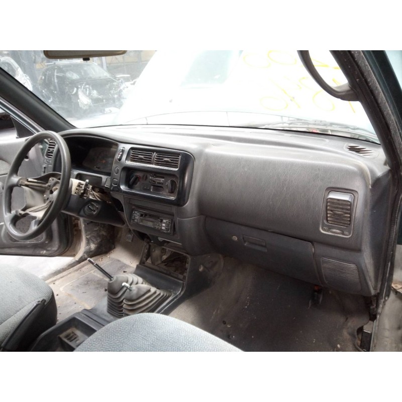 Recambio de salpicadero para mitsubishi l 200 (k6/7) 2500 td glx (4-ptas.) referencia OEM IAM   