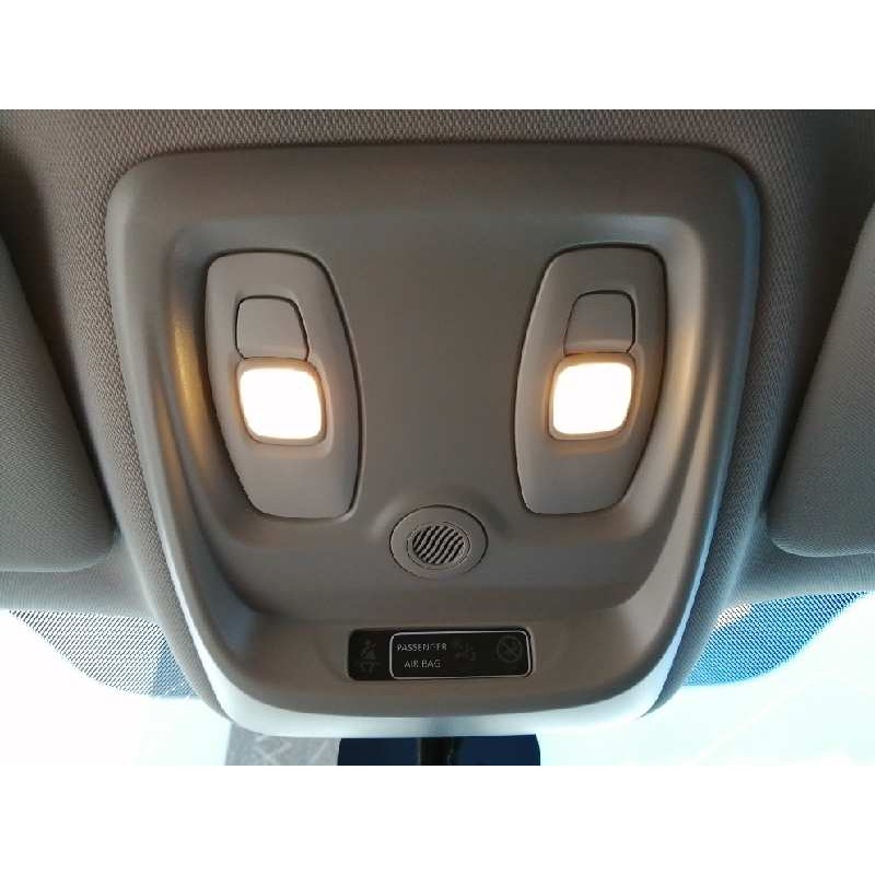 Recambio de luz interior para renault captur life referencia OEM IAM   