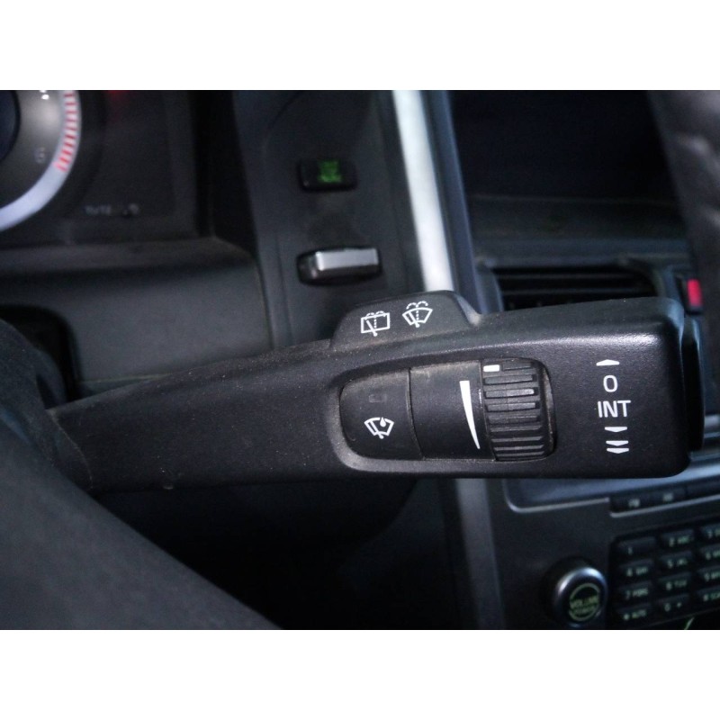 Recambio de mando limpia para volvo xc60 momentum drive referencia OEM IAM   