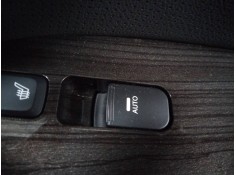 Recambio de mando elevalunas trasero derecho para kia optima drive referencia OEM IAM   