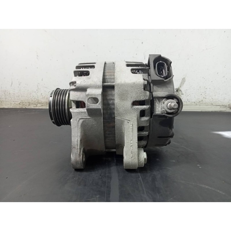 Recambio de alternador para kia optima drive referencia OEM IAM 373002A805  