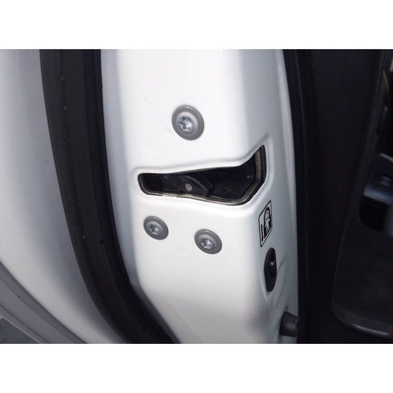 Recambio de cerradura puerta trasera izquierda para toyota prius (nhw30) plug-in hybrid advance referencia OEM IAM   