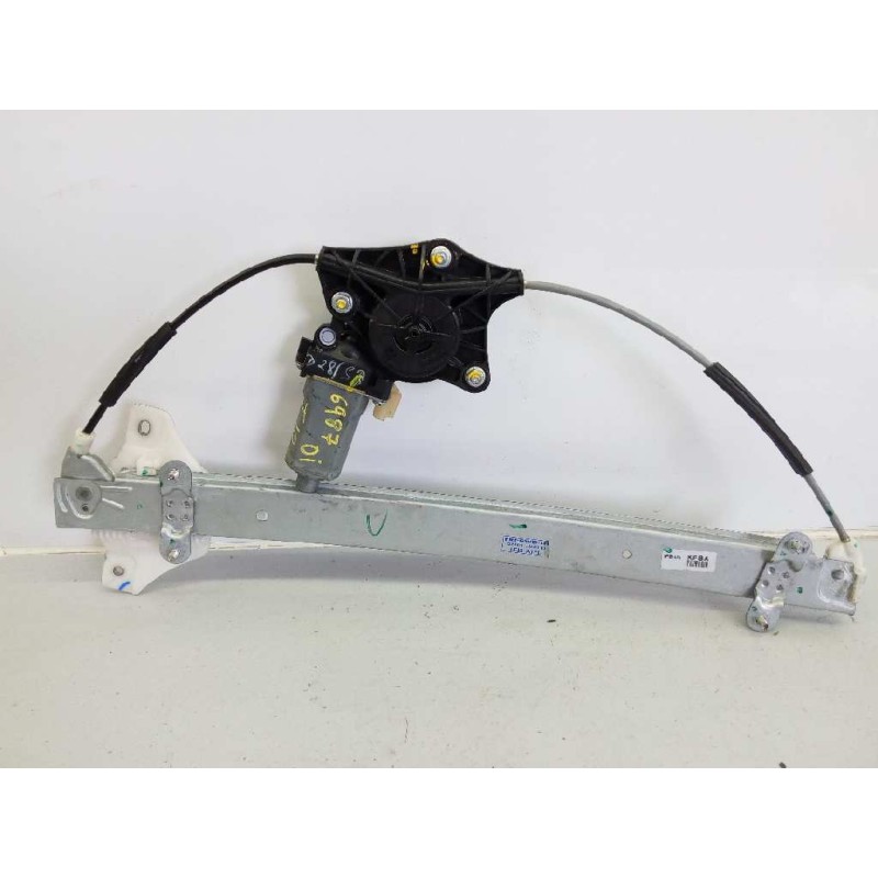 Recambio de elevalunas delantero izquierdo para hyundai i10 essence referencia OEM IAM 5F16105 82401B4110 