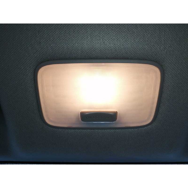 Recambio de luz interior para hyundai i10 essence referencia OEM IAM   