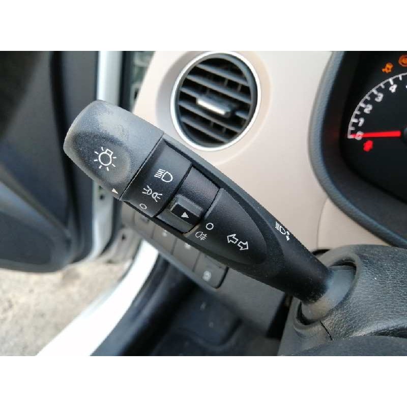 Recambio de mando intermitentes para hyundai i10 essence referencia OEM IAM   