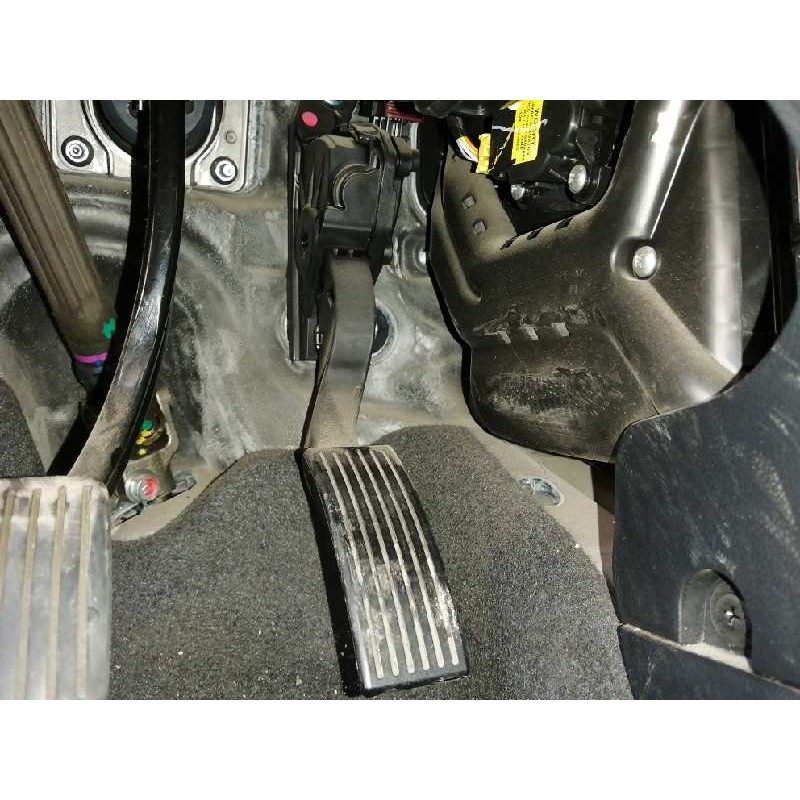 Recambio de pedal acelerador para hyundai i10 essence referencia OEM IAM 1S000  