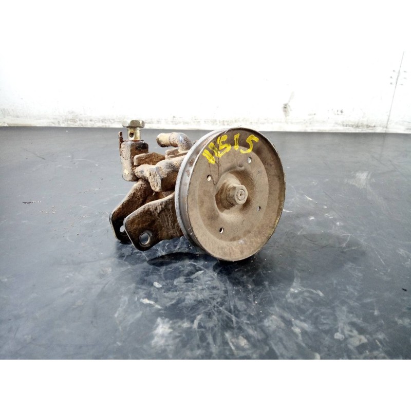 Recambio de bomba direccion para nissan terrano/terrano.ii (r20) sr (5-ptas.) referencia OEM IAM 4X253134 7F700 