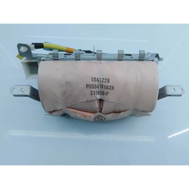 Recambio de airbag delantero derecho para lexus is200 (ds2/is2) 220d referencia OEM IAM 1041228 PH064111G2A 