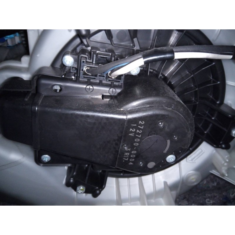 Recambio de ventilador calefaccion para toyota prius (nhw30) plug-in hybrid advance referencia OEM IAM 2727008084  