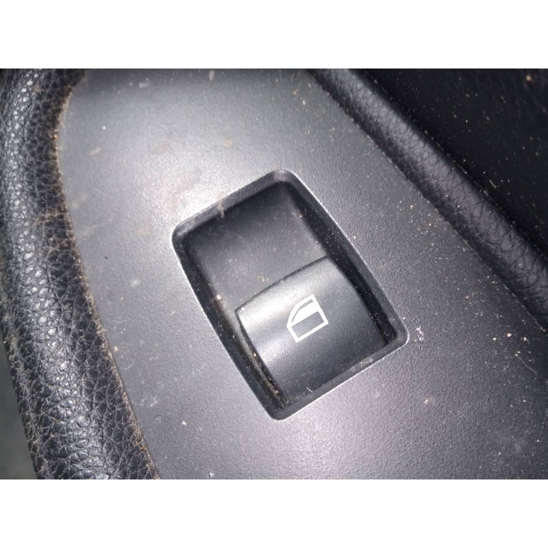 Recambio de mando elevalunas delantero derecho para bmw serie 1 berlina (e81/e87) 118d referencia OEM IAM   