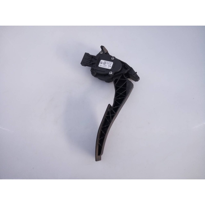 Recambio de pedal acelerador para opel insignia berlina cosmo referencia OEM IAM 13237352 6PV00976500 