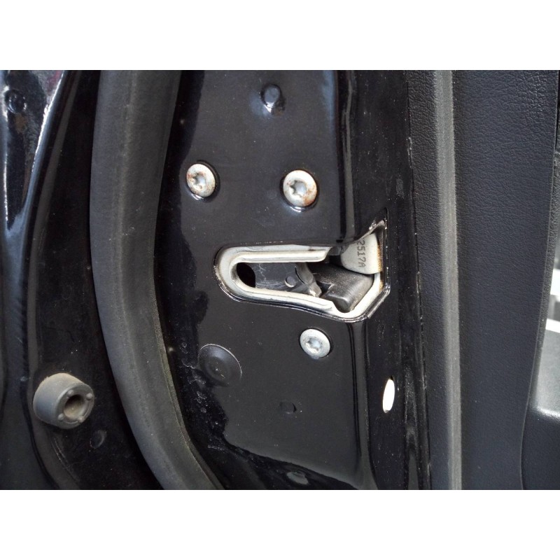 Recambio de cerradura puerta trasera izquierda para chrysler jeep patriot limited referencia OEM IAM   