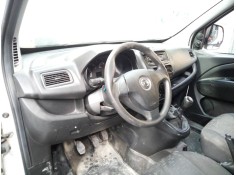 Recambio de salpicadero para opel combo d kasten l2h1 2,4t referencia OEM IAM   