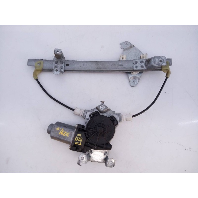 Recambio de elevalunas trasero derecho para nissan qashqai (j10) tekna referencia OEM IAM 402052A  