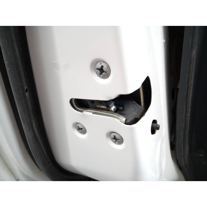 Recambio de cerradura puerta trasera izquierda para nissan qashqai (j11) acenta referencia OEM IAM   