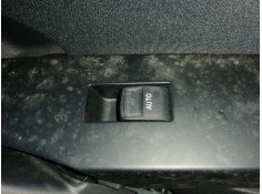 Recambio de mando elevalunas delantero derecho para toyota auris active referencia OEM IAM   