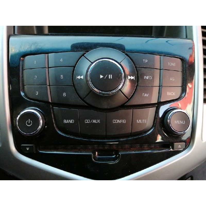 Recambio de sistema audio / radio cd para chevrolet cruze ls+ referencia OEM IAM 1780742  