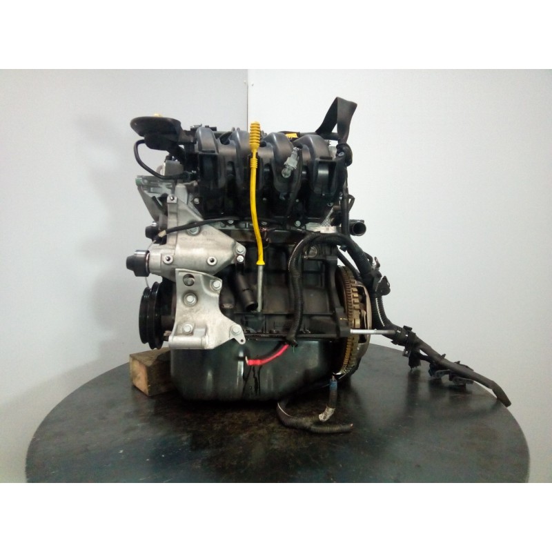 Recambio de motor completo para dacia sandero laureate referencia OEM IAM D4F732  