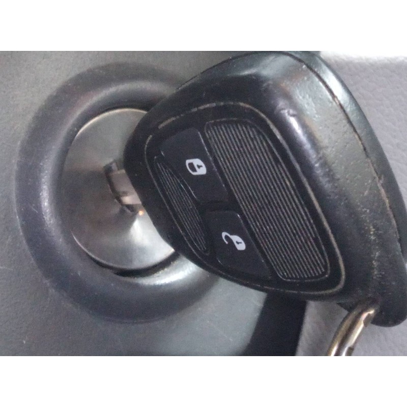 Recambio de antirrobo para dodge caliber se referencia OEM IAM   