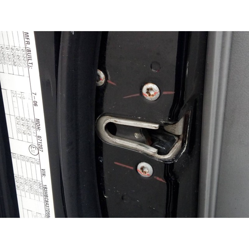 Recambio de cerradura puerta delantera izquierda para dodge caliber se referencia OEM IAM   