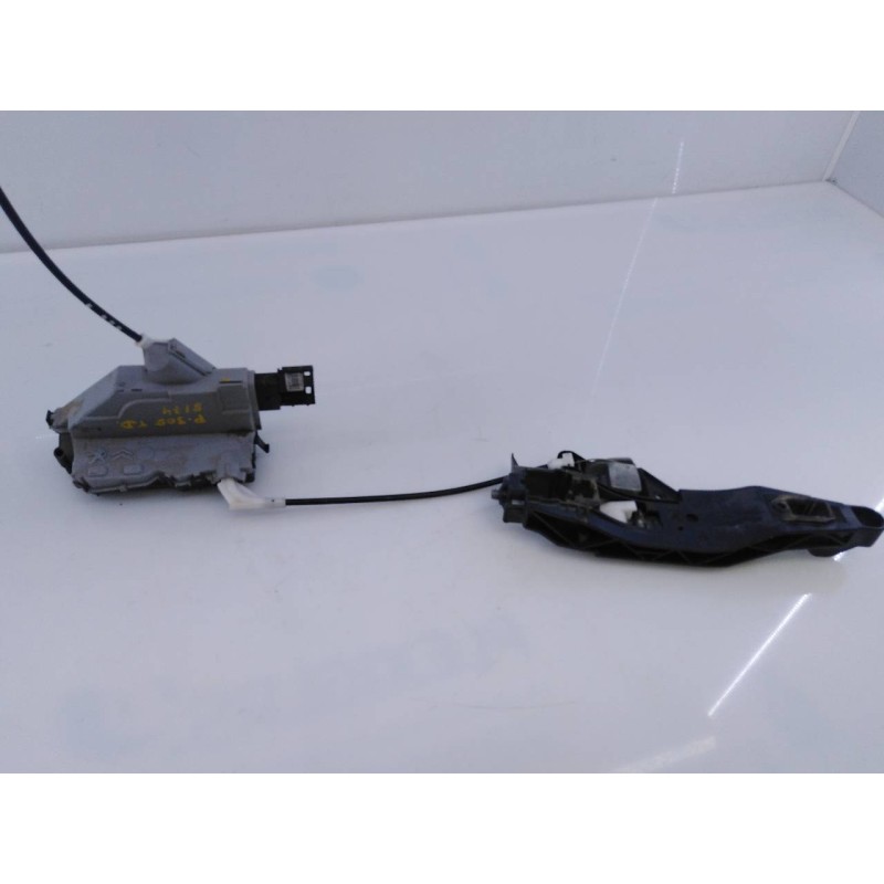 Recambio de cerradura puerta trasera derecha para peugeot 308 sw envy referencia OEM IAM 2474101056 A01541Q1 