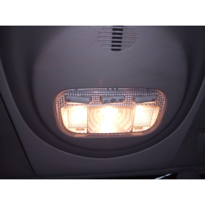 Recambio de luz interior para citroen berlingo cuadro l1 referencia OEM IAM   