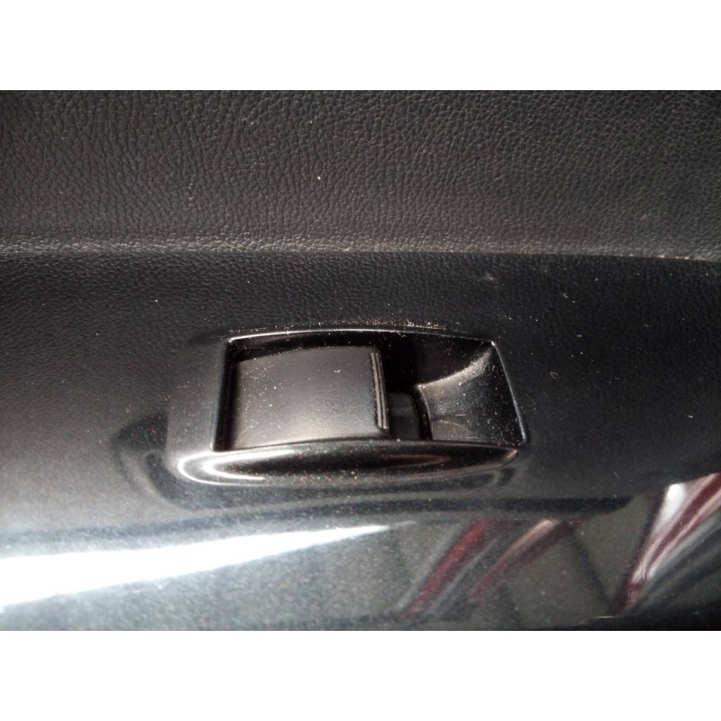 Recambio de mando elevalunas trasero izquierdo para peugeot 4008 allure referencia OEM IAM   