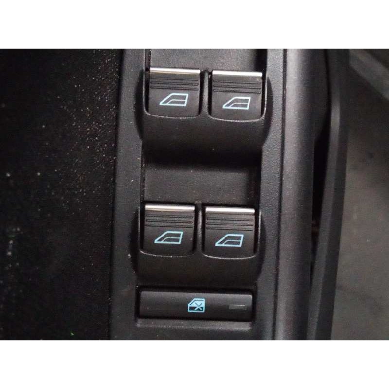 Recambio de mando elevalunas delantero izquierdo para ford focus turn. business referencia OEM IAM 2033890  