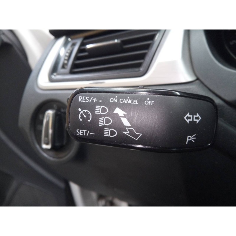 Recambio de mando intermitentes para skoda rapid active referencia OEM IAM   