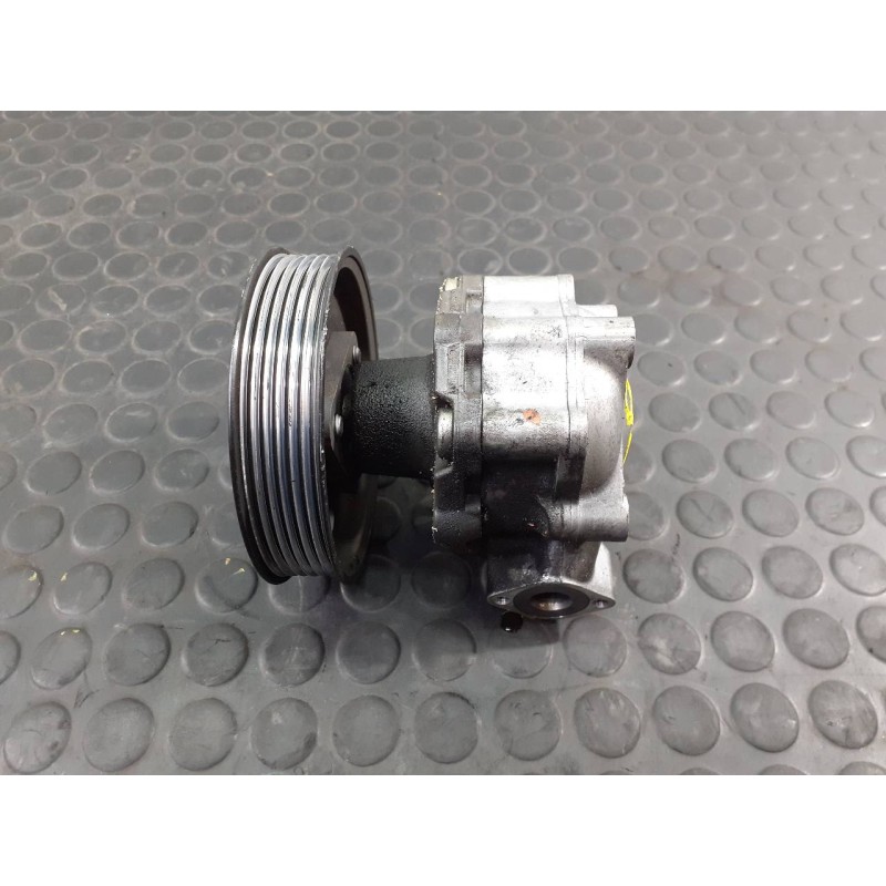 Recambio de bomba direccion para jeep gr. cherokee (wh) 3.0 crd limited referencia OEM IAM   