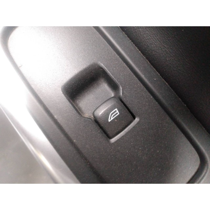 Recambio de mando elevalunas delantero derecho para volvo v60 kombi momentum referencia OEM IAM   