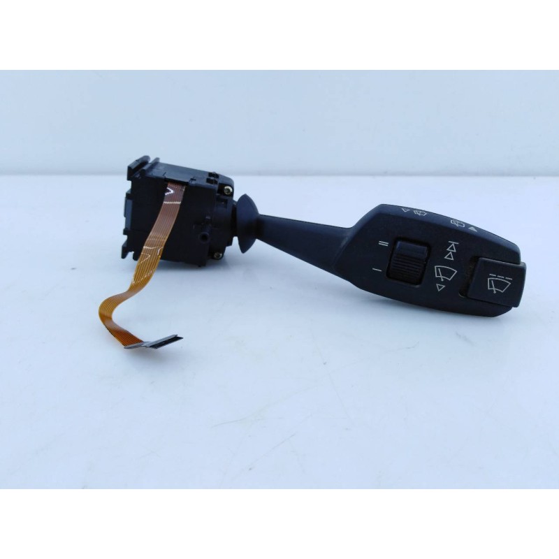 Recambio de mando limpia para bmw serie 3 touring (e91) 320d referencia OEM IAM 01208120  