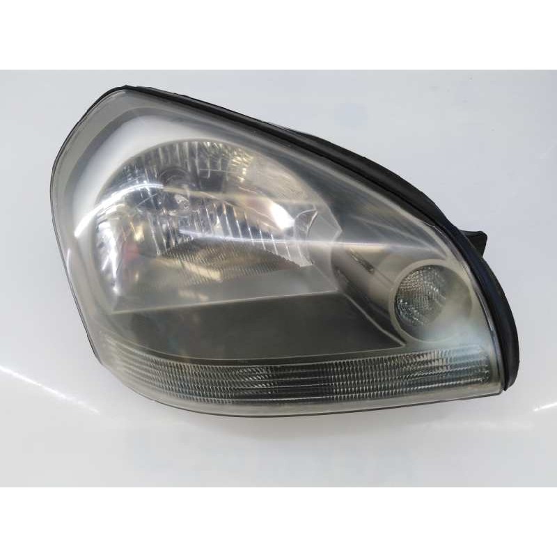 Recambio de faro derecho para hyundai tucson (jm) 2.0 crdi comfort (4wd) referencia OEM IAM 921042E020  