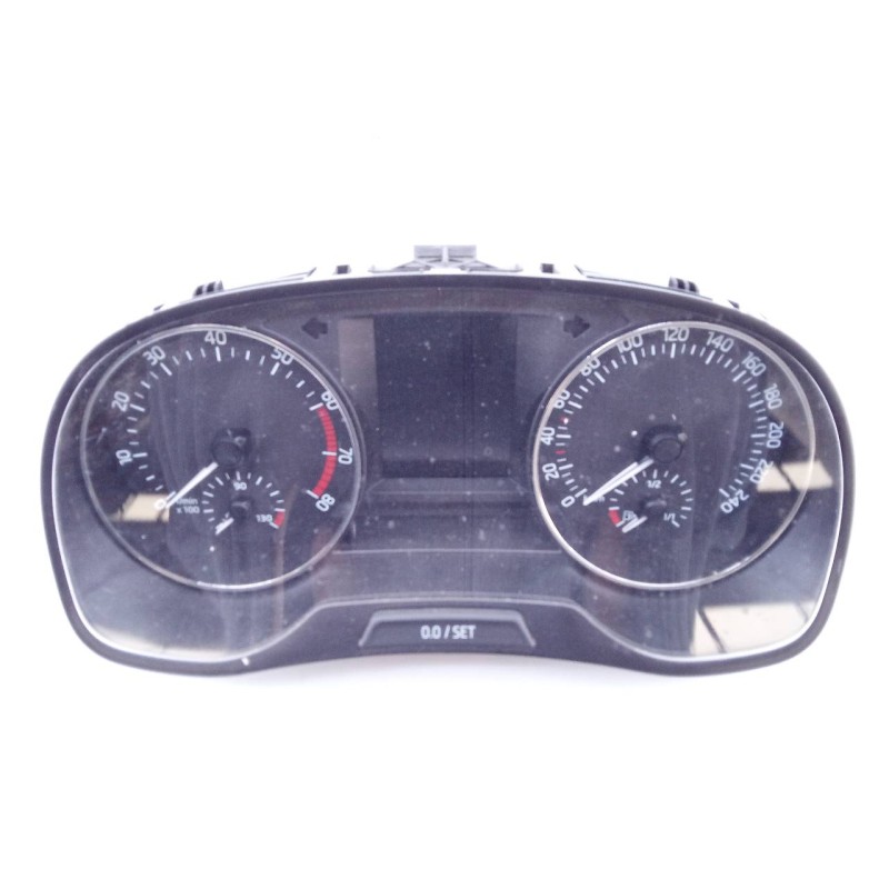 Recambio de cuadro instrumentos para skoda fabia active referencia OEM IAM 6V0920740C A2C13557700 