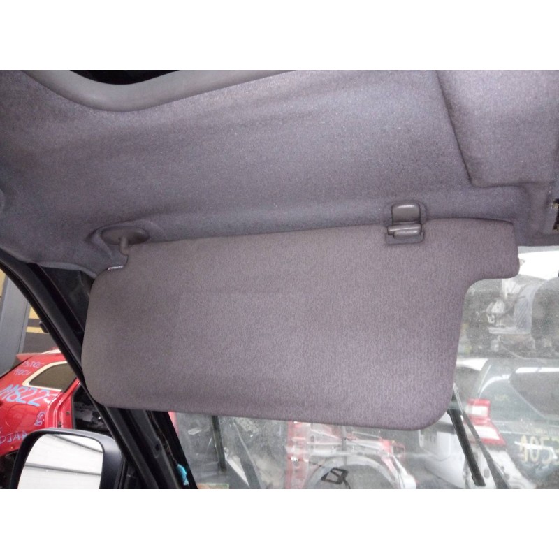 Recambio de parasol izquierdo para nissan terrano/terrano.ii (r20) elegance referencia OEM IAM   