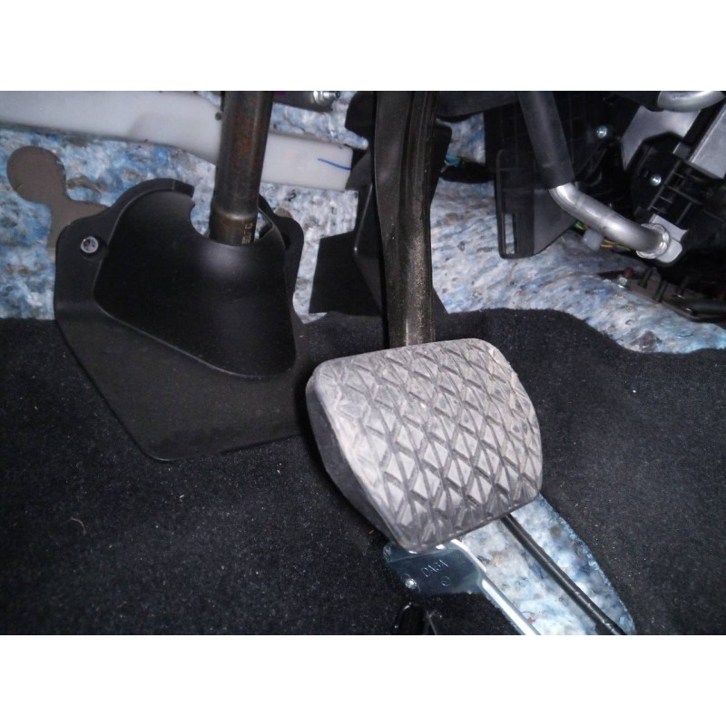 Recambio de pedal freno para mazda 2 lim. () evolution referencia OEM IAM   