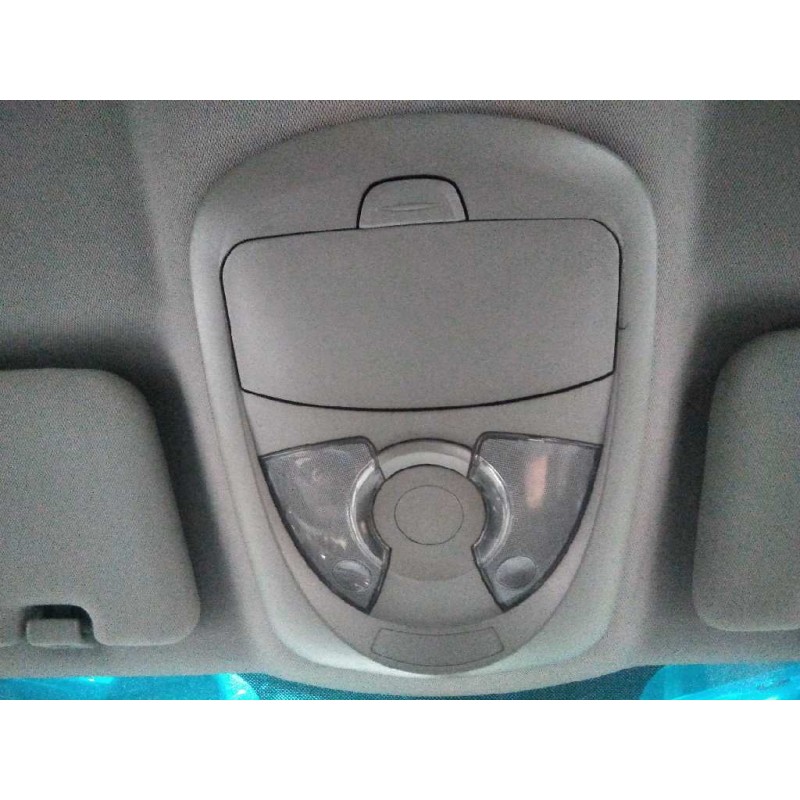 Recambio de luz interior para ssangyong actyon 200 xdi 4wd limited referencia OEM IAM   