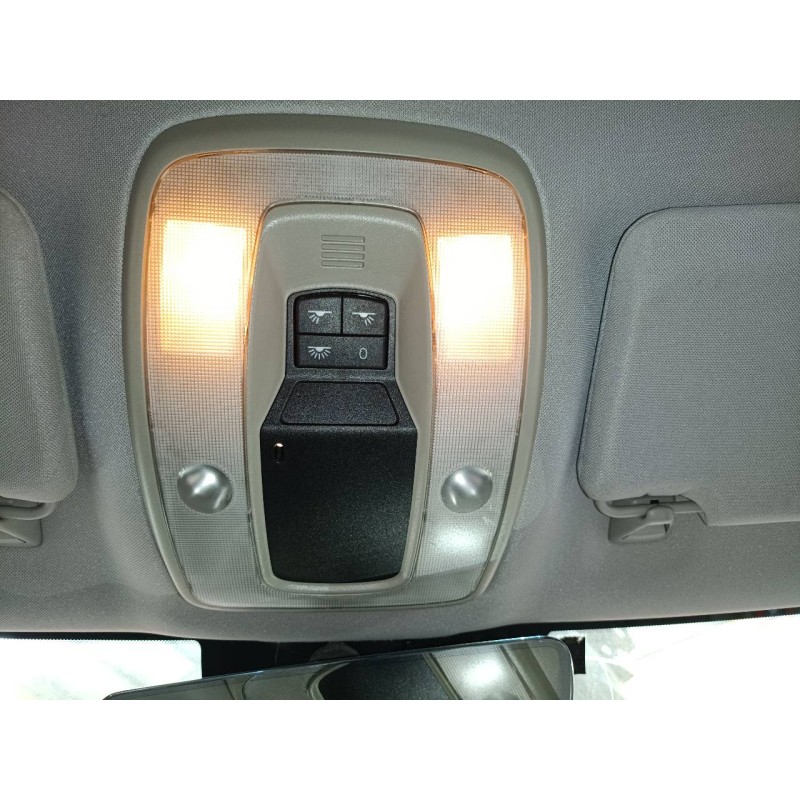 Recambio de luz interior para volvo v60 kombi kinetic referencia OEM IAM   